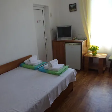 Hrisi * تشيرنوموريتس