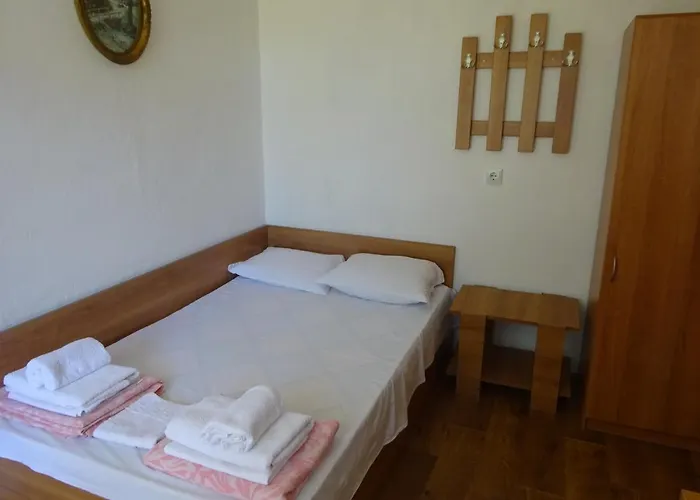 ゲストハウス Hrisi