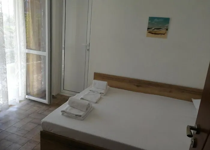 Hrisi ゲストハウス チェルノモレツ