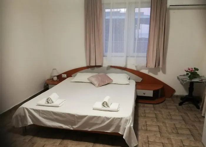 Hrisi ゲストハウス