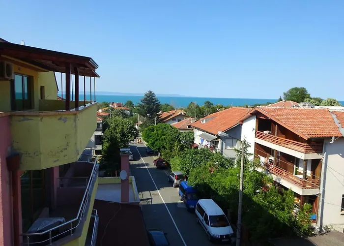 Hrisi 3* チェルノモレツ